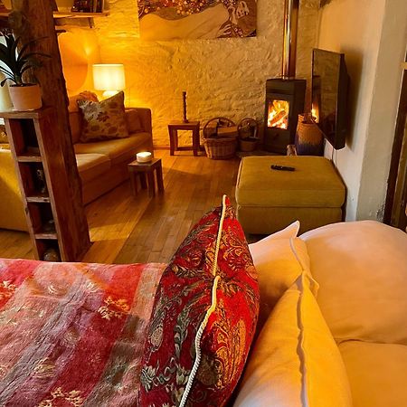 Delightful French Rustic Studio Jumilhac-le-Grand Luaran gambar