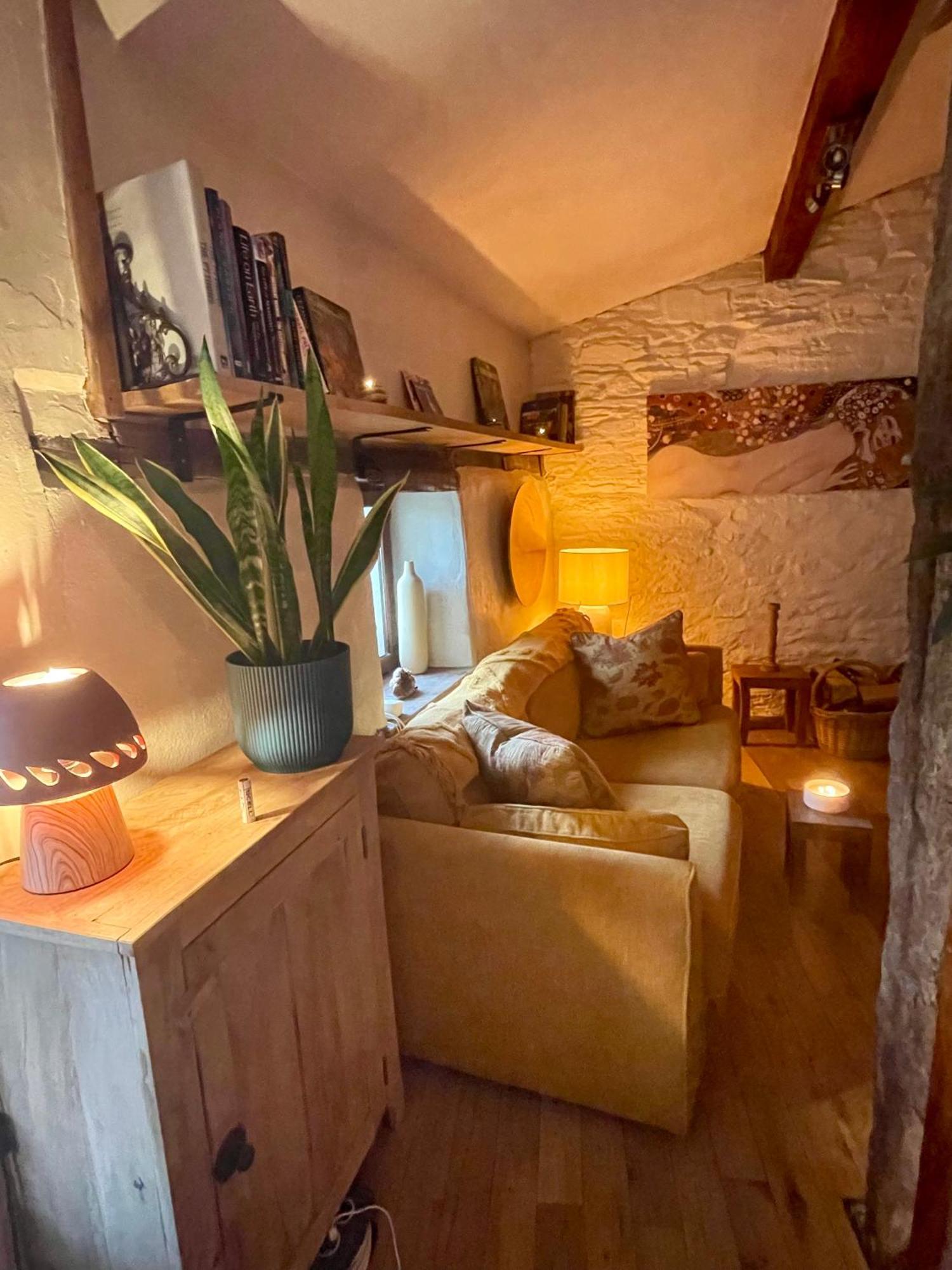 Delightful French Rustic Studio Jumilhac-le-Grand Luaran gambar